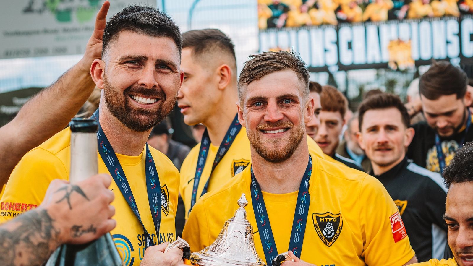 A Chat with Club Captain, Connor Kennedy 🐝