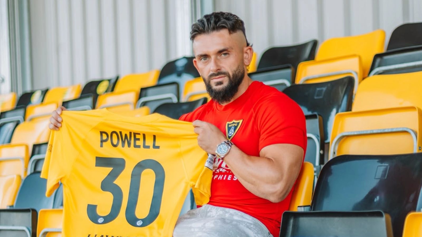Callum Powell signs for the Bees 🐝