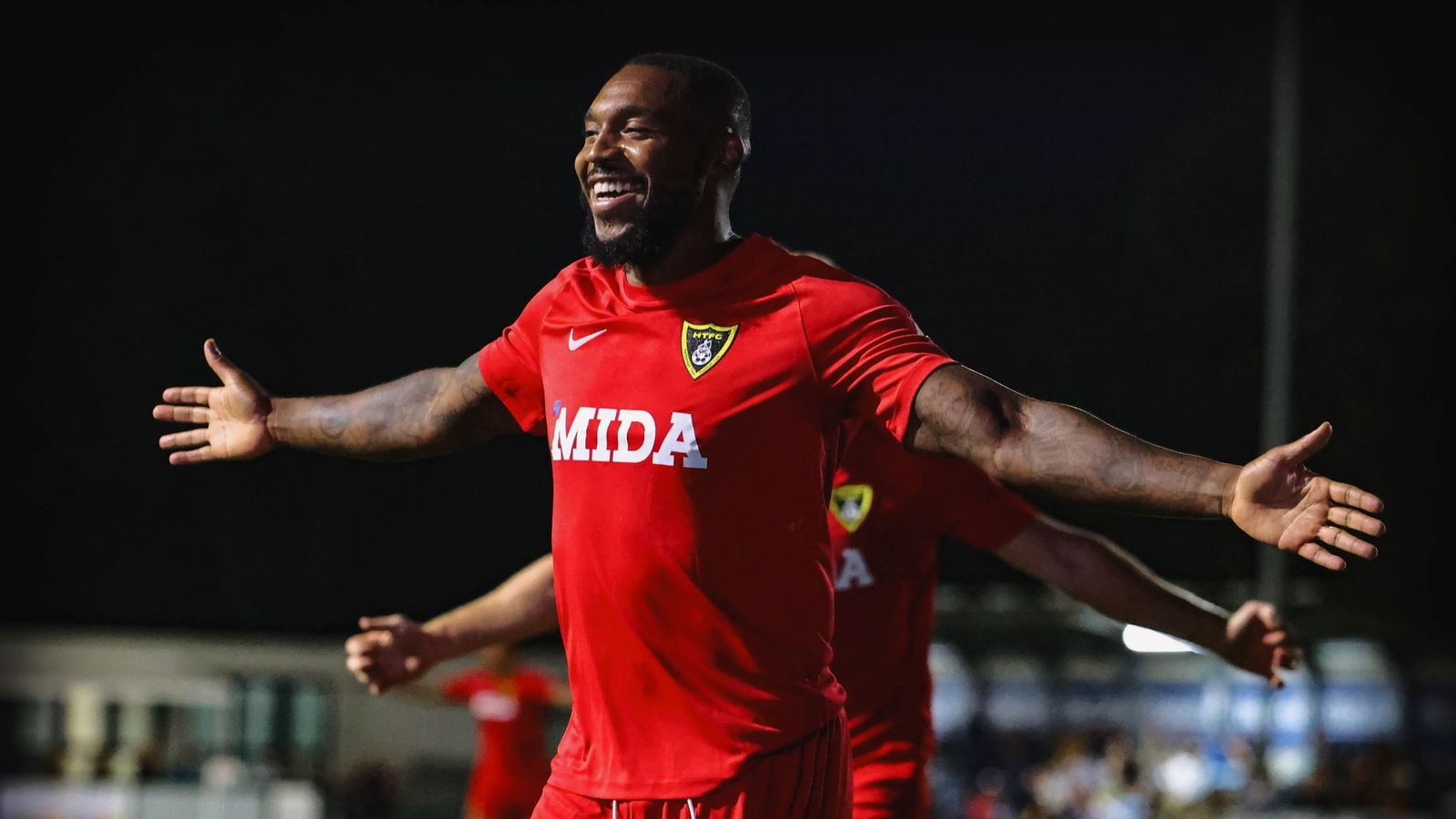 Late Oxford Equaliser Denies Bees Victory